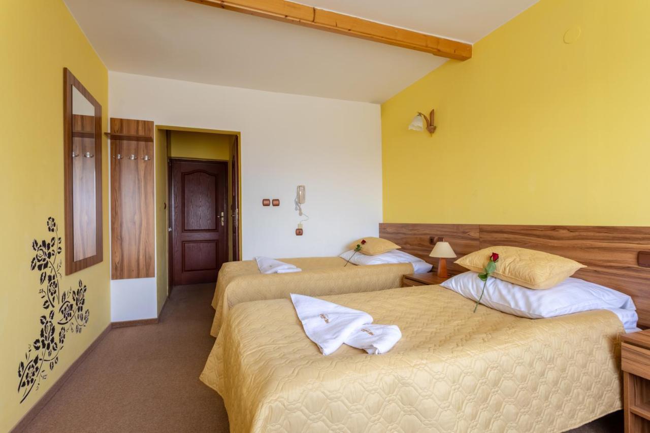 Hotel Goralski Raj Nowy Targ Extérieur photo